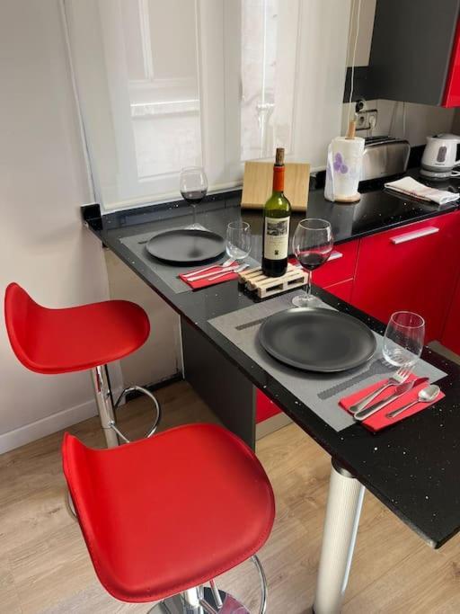 Apartamento En La Rioja Villamediana de Iregua Luaran gambar